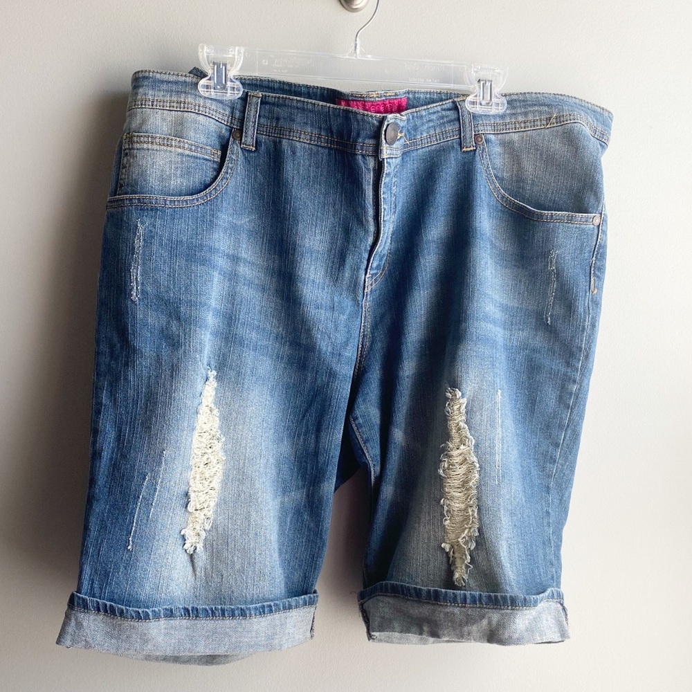 ☀️Pure Energy/ Distressed Bermuda Jean Shorts - 22